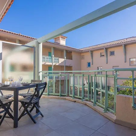 Sur Le Port 5 Min Centre Et Plages Apartment Frejus